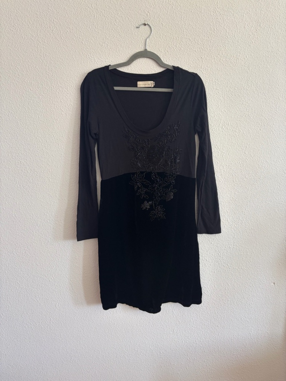 Johnny was 4 love and liberty black dress size small